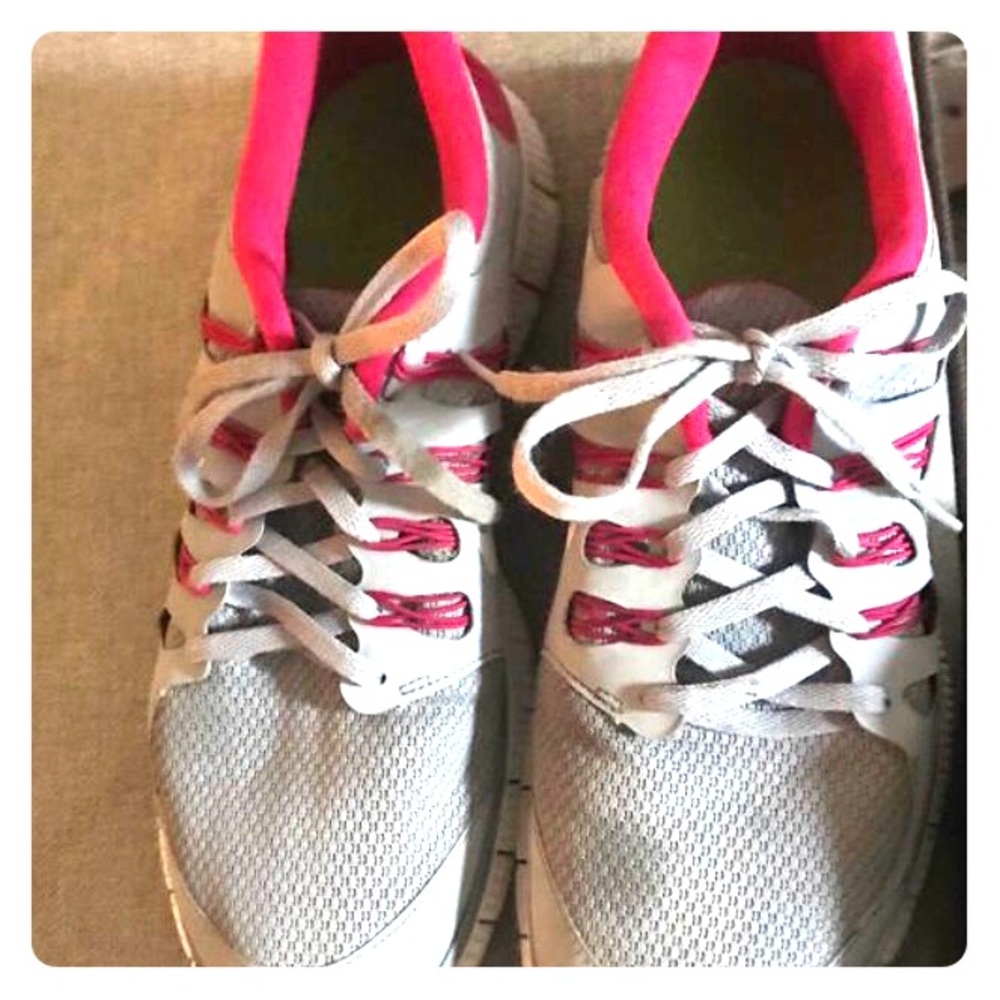 Nike Women’s Performance 5.0 Running Shoe